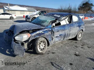 2011 Hyundai Accent GS z VIN KMHCM3AC9BU197642, wystawiony jako Copart lot #42060555 z przebiegiem 110 502 mil mil oraz Szkoda całkowita • Salvage title. Historia ofert i sprzedaży dostępna na DreamBid. Obrazek 1.