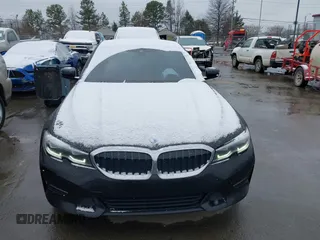 2019 BMW 3 Series 330i с VIN WBA5R1C53KAE82114, выставлен на аукционе IAAI как лот 41632512 с пробегом 92 454 миль миль и . История ставок и продаж доступна на DreamBid. Изображение 13.