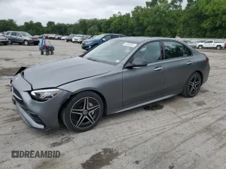 2022 Mercedes-Benz C 300 z VIN W1KAF4HBXNR019809, wystawiony jako Copart lot #61682924 z przebiegiem 26 637 mil mil oraz Szkoda całkowita • Salvage title. Historia ofert i sprzedaży dostępna na DreamBid. Obrazek 1.