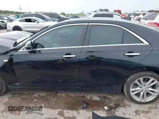 2024 Cadillac CT4 Luxury z VIN 1G6DJ5RK7R0101102, wystawiony jako IAAI lot #41906123 z przebiegiem 5 690 mil mil oraz . Historia ofert i sprzedaży dostępna na DreamBid. Obrazek 15.