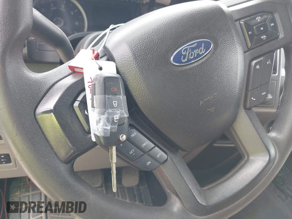 2020 Ford F-150 XL z VIN 1FTEW1C50LKF57470, wystawiony jako IAAI lot #42290240 z przebiegiem 194 797 mil mil oraz . Historia ofert i sprzedaży dostępna na DreamBid. Obrazek 11.