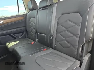 2024 Volkswagen Atlas SE с VIN 1V2HR2CA9RC564720, выставлен на аукционе IAAI как лот 42774211 с пробегом 22 207 миль миль и . История ставок и продаж доступна на DreamBid. Изображение 5.