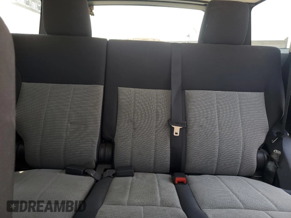 2008 Dodge Nitro SXT z VIN 1D8GU28K28W188650, wystawiony jako Copart lot #60814305 z przebiegiem 301 191 mil mil oraz Szkoda całkowita • Salvage title. Historia ofert i sprzedaży dostępna na DreamBid. Obrazek 10.