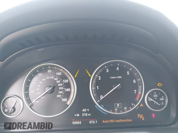 2015 BMW X4 xDrive28i with VIN 5UXXW3C51F0M86668, listed as a IAAI auction lot 42489071 with 59,694 mi miles and . Bid and sale history available at DreamBid. Image 7.