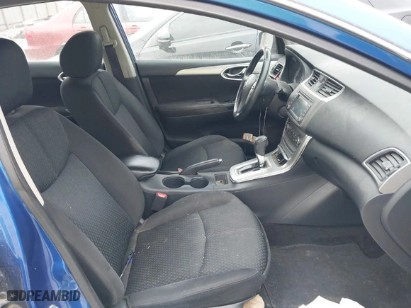 2014 Nissan Sentra SV with VIN 3N1AB7AP5EY307098, listed as a IAAI auction lot 42014996 with 184,716 mi miles. Bid and sale history available at carsss.com. Image 5.