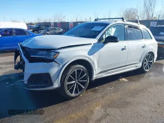 2020 Audi SQ7 z VIN WA1VWAF73LD010561, wystawiony jako IAAI lot #41344764 z przebiegiem Nie podano mil oraz . Historia ofert i sprzedaży dostępna na DreamBid. Obrazek 17.