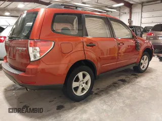 2010 Subaru Forester X с VIN JF2SH6BC0AH794174, выставлен на аукционе IAAI как лот 41436294 с пробегом 80 374 миль миль и . История ставок и продаж доступна на DreamBid. Изображение 4.