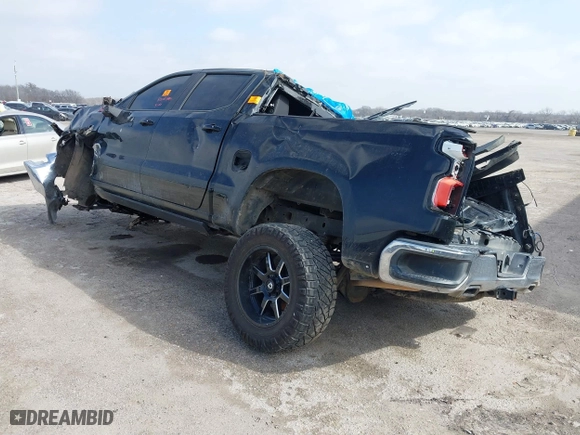 2019 Chevrolet Silverado 1500 LT with VIN 3GCUYDEDXKG192362, listed as a IAAI auction lot 41451087 with 1 mi miles. Bid and sale history available at carsss.com. Image 3.