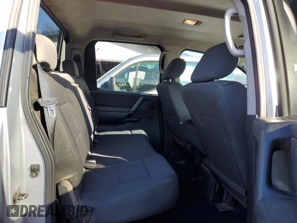 2010 Nissan Titan XE with VIN 1N6AA0EJ9AN320437, listed as a Copart auction lot 43954135 with 283,097 mi miles and Clean Title. Bid and sale history available at carsss.com. Image 10.