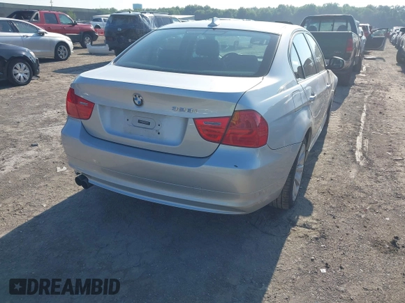 2011 BMW 3 Series 328i xDrive with VIN WBAPK7C57BF087773, listed as a IAAI auction lot 42653731 with 107,868 mi miles and . Bid and sale history available at DreamBid. Image 4.