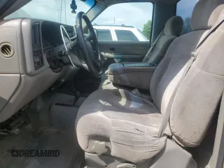 2000 Chevrolet Silverado 2500 z VIN 1GCGK24U6YE148296, wystawiony jako Copart lot #57440225 z przebiegiem 160 860 mil mil oraz Szkoda całkowita • Salvage title. Historia ofert i sprzedaży dostępna na DreamBid. Obrazek 7.