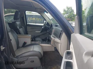 2008 Jeep Liberty Limited z VIN 1J8GN58K68W113973, wystawiony jako IAAI lot #42417083 z przebiegiem 493 836 mil mil oraz . Historia ofert i sprzedaży dostępna na DreamBid. Obrazek 5.