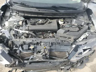 2018 Nissan Rogue SV with VIN KNMAT2MT3JP524148, listed as a Copart auction lot 50418415 with 136,970 mi miles and Salvage Title. Bid and sale history available at carsss.com. Image 13.