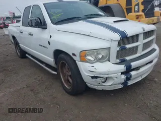 2005 Dodge 1500 SLT with VIN 1D7HA18D75S261351, listed as a IAAI auction lot 41807500 with Not Provided miles. Bid and sale history available at carsss.com. Image 1.