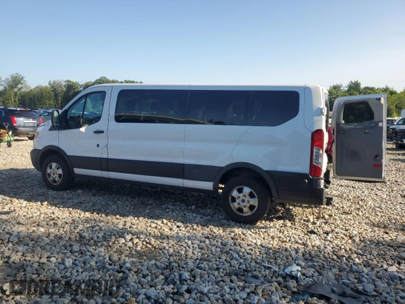 2019 Ford Transit Passenger XL with VIN 1FBZX2ZM2KKA54450, listed as a Copart auction lot 68439774 with 113,110 mi miles and Salvage Title. Bid and sale history available at carsss.com. Image 2.