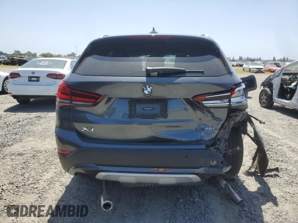 2020 BMW X1 xDrive28i с VIN WBXJG9C06L5R54942, выставлен на аукционе Copart как лот 54262435 с пробегом 65 217 миль миль и Списание • Salvage title. История ставок и продаж доступна на DreamBid. Изображение 6.