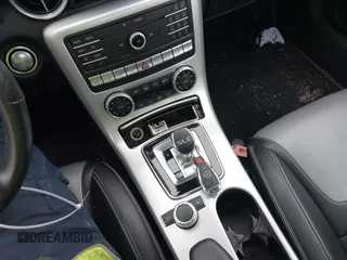 2020 Mercedes-Benz SLC 300 с VIN W1KPK3JA2LF172930, выставлен на аукционе IAAI как лот 42141258 с пробегом 13 081 миль миль и . История ставок и продаж доступна на DreamBid. Изображение 11.