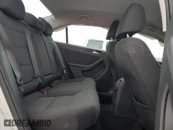 2014 Volkswagen Jetta with VIN 3VWWL7AJ8EM264246, listed as a Copart auction lot 84331484 with 130,691 mi miles and Salvage title. Bid and sale history available at DreamBid. Image 10.