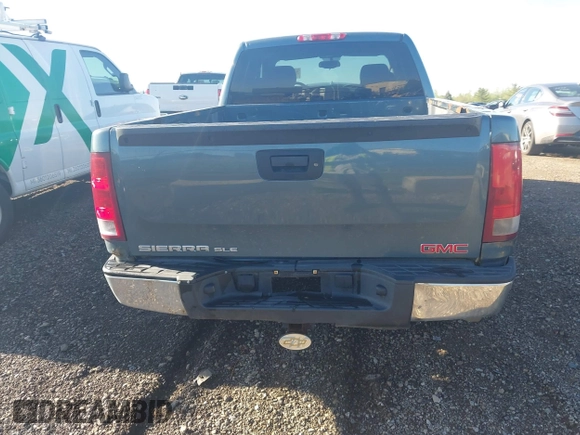 2013 GMC Sierra 1500 SLE z VIN 1GTR2VE77DZ392142, wystawiony jako IAAI lot #42280722 z przebiegiem 183 312 mil mil oraz . Historia ofert i sprzedaży dostępna na DreamBid. Obrazek 16.