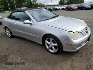 2005 Mercedes-Benz CLK 320 with VIN WDBTK65G95T041277, listed as a Copart auction lot 72920254 with 819 mi miles and Clean Title. Bid and sale history available at carsss.com. Image 4.