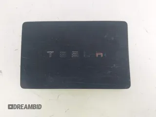 2019 Tesla Model 3 Mid Range with VIN 5YJ3E1EA3KF325056, listed as a IAAI auction lot 41771543 with 183,157 mi miles and . Bid and sale history available at carsss.com. Image 11.