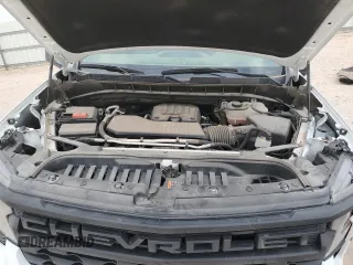 2024 Chevrolet Silverado 1500 Custom with VIN 1GCPDBEK5RZ285375, listed as a Copart auction lot 50422105 with 27,002 mi miles and Salvage Title. Bid and sale history available at DreamBid. Image 13.