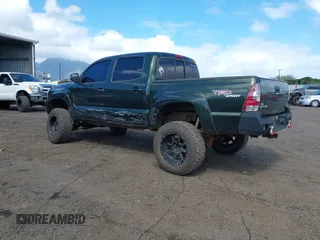 2012 Toyota Tacoma z VIN 3TMLU4EN6CM091483, wystawiony jako IAAI lot #41464391 z przebiegiem 124 204 mil mil oraz . Historia ofert i sprzedaży dostępna na DreamBid. Obrazek 3.