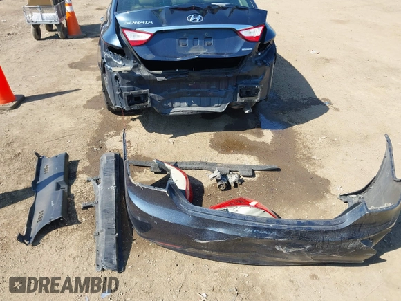 2012 Hyundai Sonata Limited with VIN 5NPEC4AC3CH347746, listed as a IAAI auction lot 41791713 with 307,370 mi miles and . Bid and sale history available at DreamBid. Image 12.