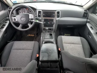 2009 Jeep Grand Cherokee Laredo with VIN 1J8GS48K49C535701, listed as a Copart auction lot 44306675 with 306,585 mi miles and Salvage Title. Bid and sale history available at carsss.com. Image 8.