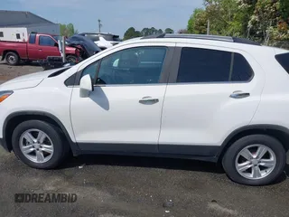 2017 Chevrolet Trax LT with VIN 3GNCJLSB3HL271229, listed as a IAAI auction lot 42011903 with 140,465 mi miles. Bid and sale history available at carsss.com. Image 14.