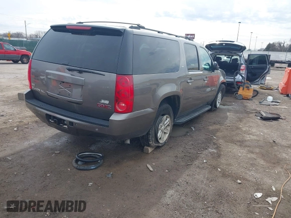 2012 GMC Yukon XL SLT with VIN 1GKS2KE78CR177257, listed as a IAAI auction lot 41488033 with 254,663 mi miles. Bid and sale history available at carsss.com. Image 4.