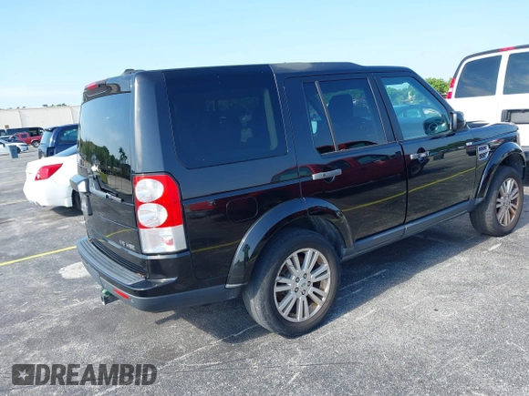 2010 Land Rover LR4 Lux z VIN SALAK2D44AA521489, wystawiony jako IAAI lot #42322498 z przebiegiem 186 164 mil mil oraz . Historia ofert i sprzedaży dostępna na DreamBid. Obrazek 4.