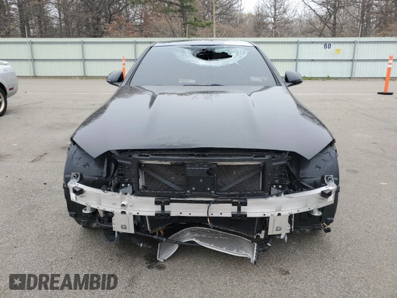 2023 Mercedes-Benz C 43 AMG z VIN W1KAF8HB2PR100524, wystawiony jako Copart lot #52094134 z przebiegiem 11 335 mil mil oraz Szkoda całkowita • Salvage title. Historia ofert i sprzedaży dostępna na DreamBid. Obrazek 5.