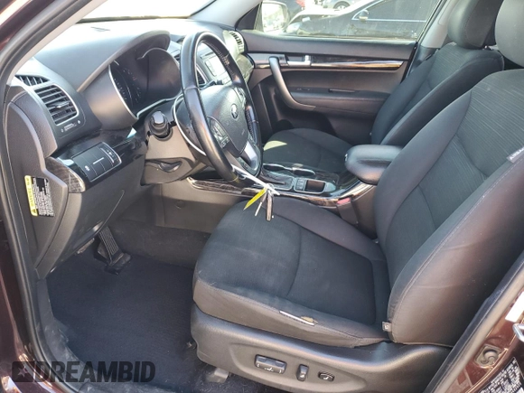 2014 Kia Sorento LX with VIN 5XYKT4A7XEG492525, listed as a Copart auction lot 46140765 with 162,233 mi miles and Salvage Title. Bid and sale history available at carsss.com. Image 7.
