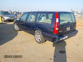 1999 Volvo V70 с VIN YV1LW56D5X2558065, выставлен на аукционе IAAI как лот 41467911 с пробегом 173 951 миль миль и . История ставок и продаж доступна на DreamBid. Изображение 3.