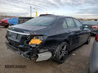 2020 Mercedes-Benz E-Class E 350 with VIN WDDZF8EB0LA711247, listed as a Copart auction lot 43604445 with 39,544 mi miles and Salvage Title. Bid and sale history available at carsss.com. Image 3.