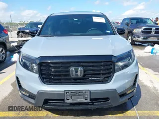 2023 Honda Ridgeline Black Edition z VIN 5FPYK3F83PB022931, wystawiony jako IAAI lot #42105410 z przebiegiem 42 807 mil mil oraz . Historia ofert i sprzedaży dostępna na DreamBid. Obrazek 13.