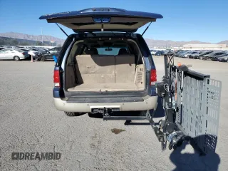 2006 Ford Expedition Eddie Bauer with VIN 1FMFU18506LA70881, listed as a Copart auction lot 84302544 with 140,247 mi miles and Salvage Title. Bid and sale history available at carsss.com. Image 6.