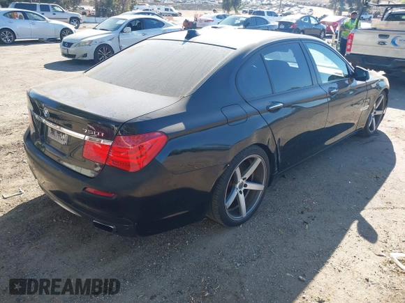 2012 BMW 7 Series 750i z VIN WBAKA8C52CDX01483, wystawiony jako IAAI lot #42626956 z przebiegiem 168 729 mil mil oraz . Historia ofert i sprzedaży dostępna na DreamBid. Obrazek 4.