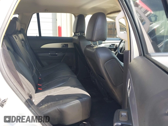 2011 Lincoln MKX with VIN 2LMDJ6JK6BBJ24034, listed as a IAAI auction lot 42006915 with 141,755 mi miles. Bid and sale history available at carsss.com. Image 8.