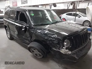 2014 Jeep Patriot Altitude with VIN 1C4NJPBA7ED882995, listed as a IAAI auction lot 42479180 with 90,779 mi miles and . Bid and sale history available at DreamBid. Image 1.