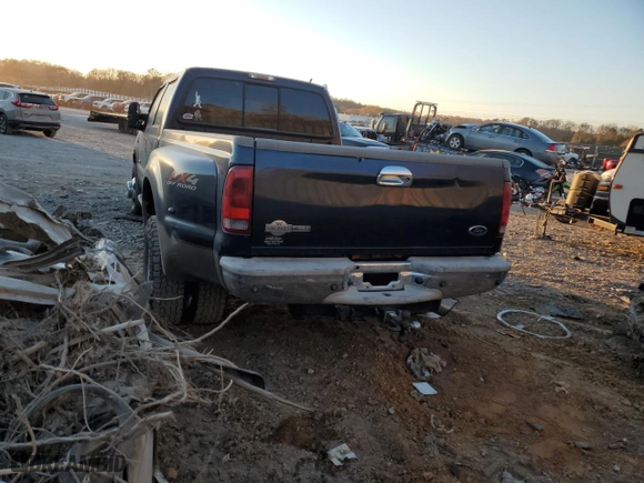 2006 Ford Super Duty F-350 DRW XL with VIN 1FTWW33P66EC47313, listed as a Copart auction lot 82997194 with 271,356 mi miles and Salvage Title. Bid and sale history available at carsss.com. Image 2.