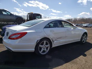 2013 Mercedes-Benz CLS-Class CLS 550 with VIN WDDLJ9BB4DA076078, listed as a Copart auction lot 50140585 with 132,264 mi miles and Salvage Title. Bid and sale history available at carsss.com. Image 3.