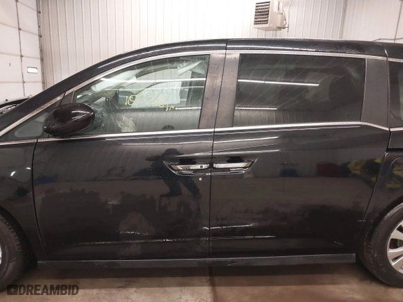 2016 Honda Odyssey EX-L with VIN 5FNRL5H61GB045982, listed as a IAAI auction lot 41587450 with 106,381 mi miles. Bid and sale history available at carsss.com. Image 15.