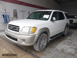 2004 Toyota Sequoia SR5 with VIN 5TDZT34A64S218109, listed as a IAAI auction lot 41809388 with 159,416 mi miles. Bid and sale history available at carsss.com. Image 2.