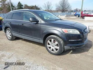 2007 Audi Q7 Premium with VIN WA1BV74L37D046989, listed as a IAAI auction lot 41767091 with 145,294 mi miles. Bid and sale history available at carsss.com. Image 1.
