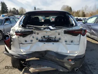 2021 Mazda CX-30 Preferred with VIN 3MVDMBCL5MM311027, listed as a Copart auction lot 41808605 with 388,809 mi miles and Salvage Title. Bid and sale history available at DreamBid. Image 6.