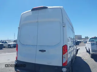 2020 Ford Transit Cargo z VIN 1FTBR1X84LKB78275, wystawiony jako IAAI lot #41825509 z przebiegiem 78 826 mil mil oraz . Historia ofert i sprzedaży dostępna na DreamBid. Obrazek 16.