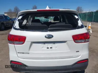 2018 Kia Sorento LX with VIN 5XYPGDA39JG415677, listed as a IAAI auction lot 42051631 with 72,734 mi miles. Bid and sale history available at carsss.com. Image 16.