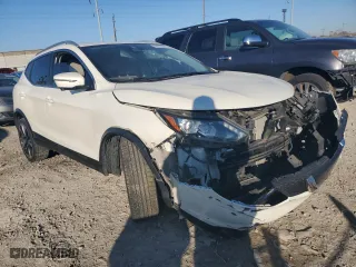 2017 Nissan Rogue Sport SV with VIN JN1BJ1CP2HW031170, listed as a Copart auction lot 68032692 with 0 mi miles. Bid and sale history available at carsss.com. Image 4.